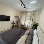 Luna Center Apartamento Tirana