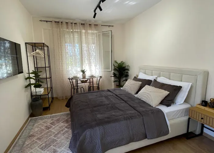 Luna Center Appartement *