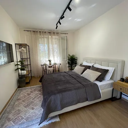 Luna Center Apartmán *