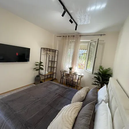 Luna Center Apartment Tirana
