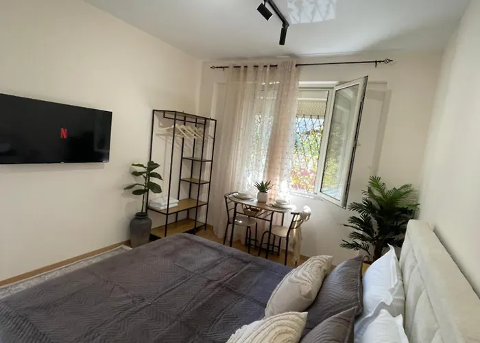 Luna Center Appartement Tirana